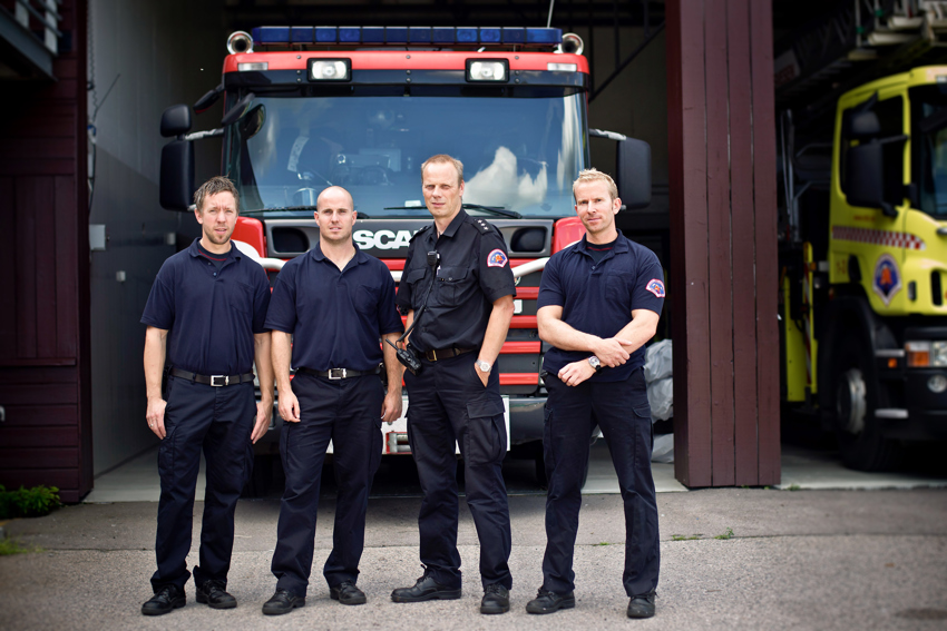 Vaktlaget på Lørenskog brannstasjon 22. juli 2011: Morten, Martin, Ola og Runar, fotografert kort tid etter hendelsen. Foto: Lisbeth Lund Andresen